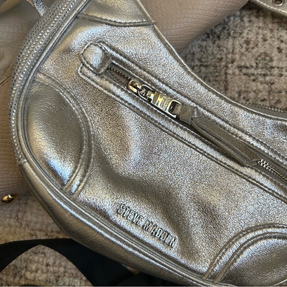 Purses Bundle - Picture 10 of 11